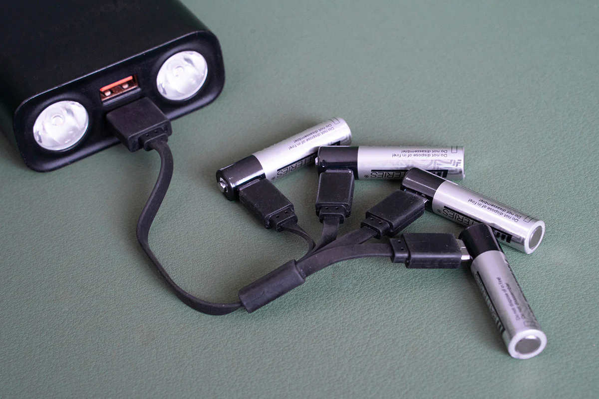 Кабел за зареждане