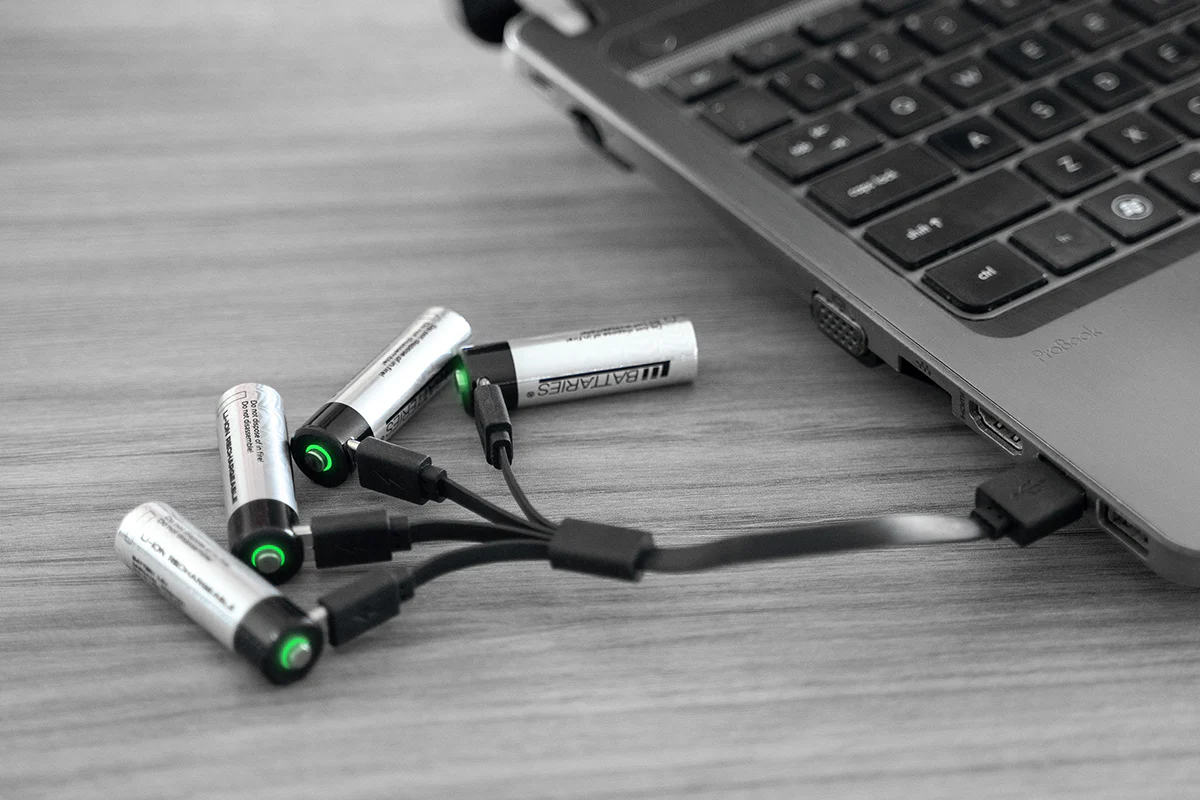 Кабел за зареждане